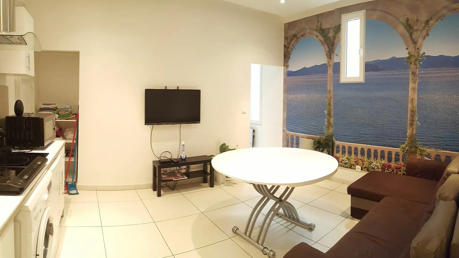 Appartements Design Marseille - Capucins 0*,  Fransa